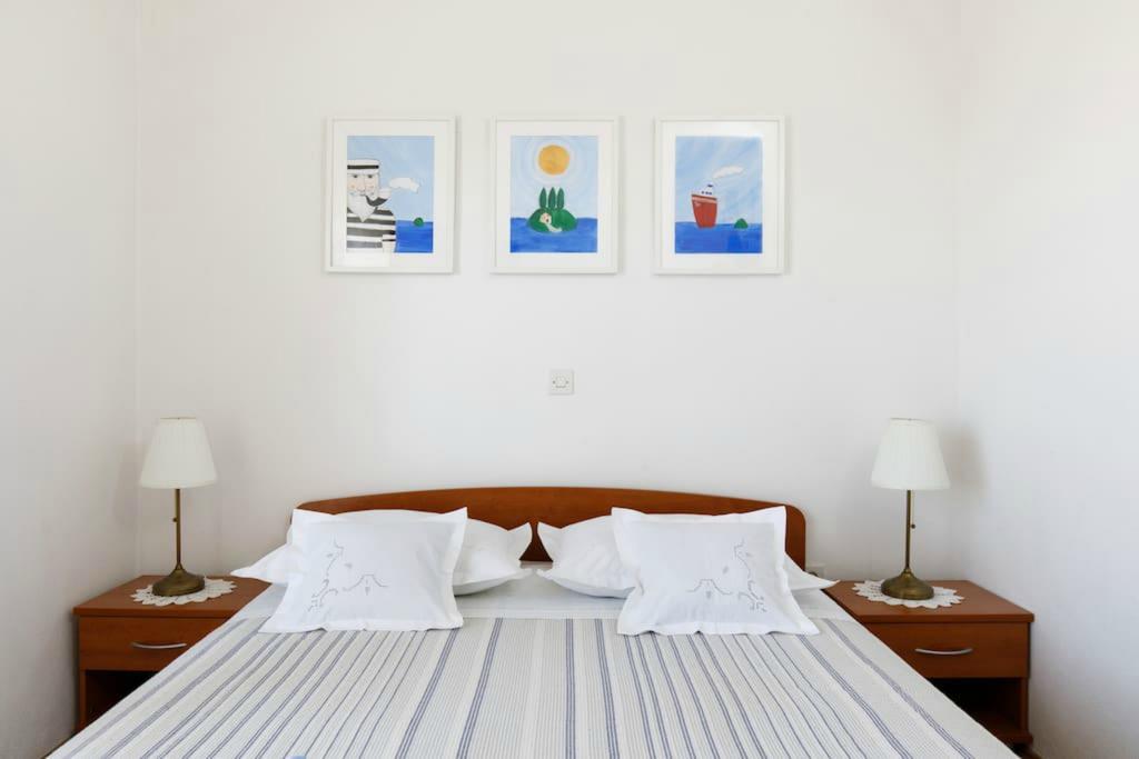 Apartments Margita Хвар Экстерьер фото